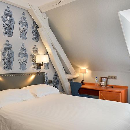 Logis Domaine De Valaudran Hotel ซาลบรีส์ ภายนอก รูปภาพ