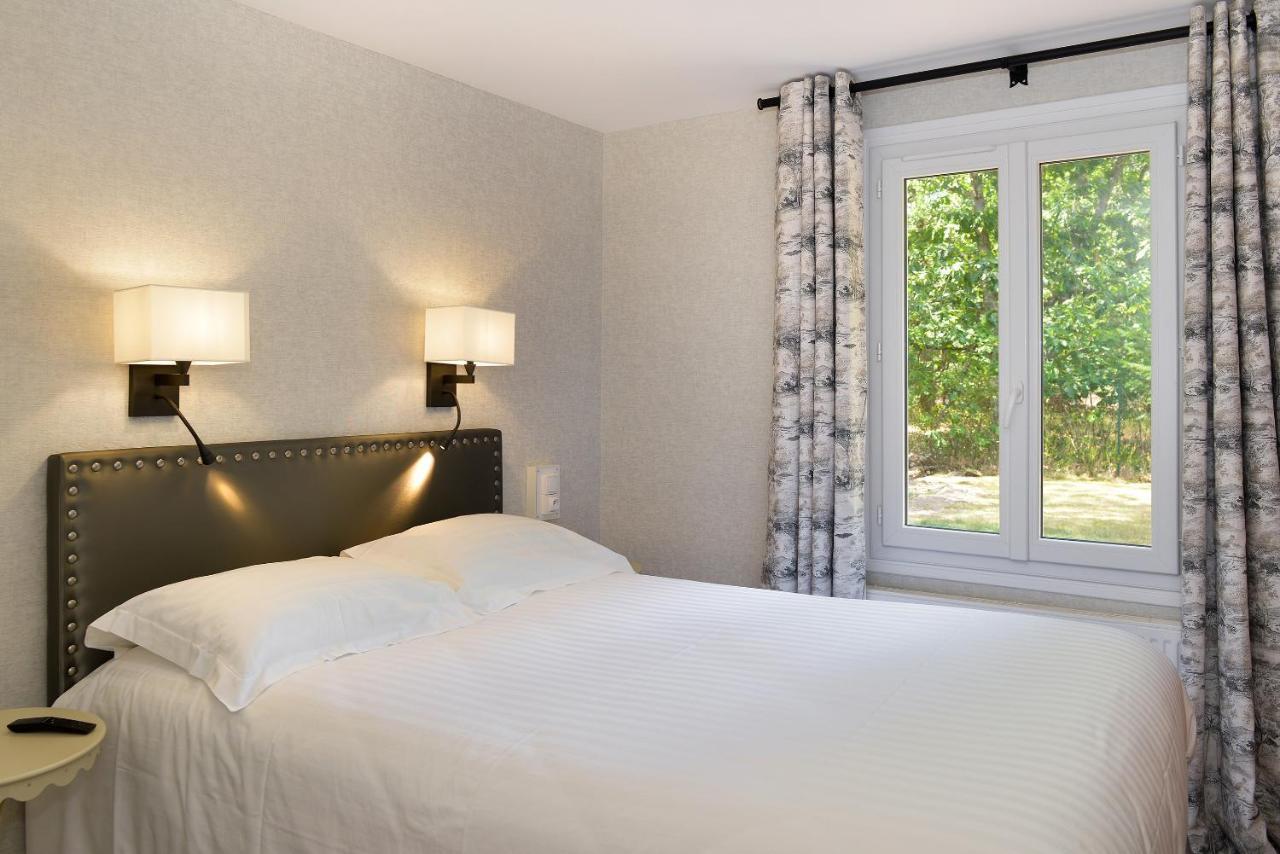 Logis Domaine De Valaudran Hotel ซาลบรีส์ ภายนอก รูปภาพ