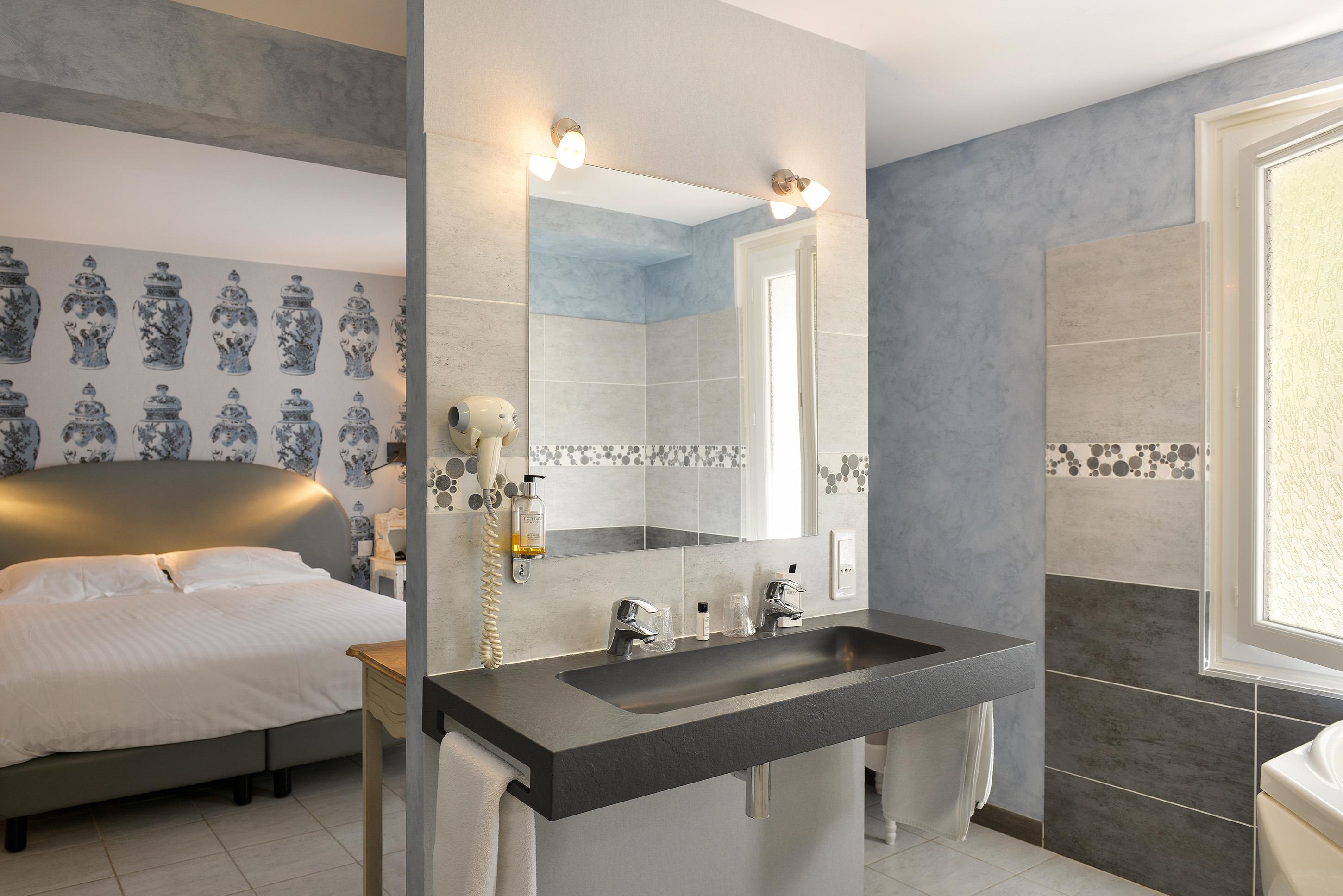 Logis Domaine De Valaudran Hotel ซาลบรีส์ ภายนอก รูปภาพ