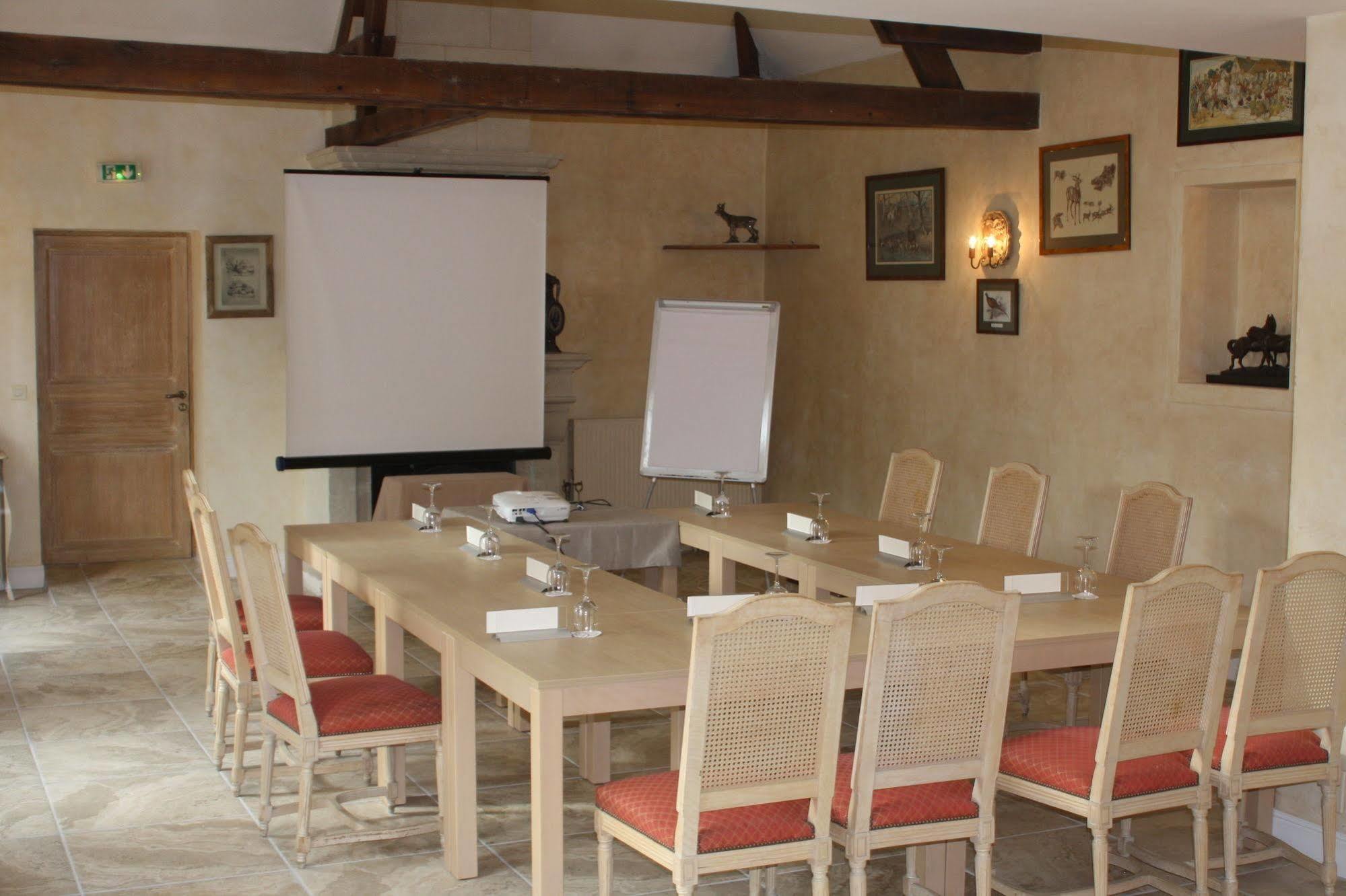 Logis Domaine De Valaudran Hotel ซาลบรีส์ ภายนอก รูปภาพ